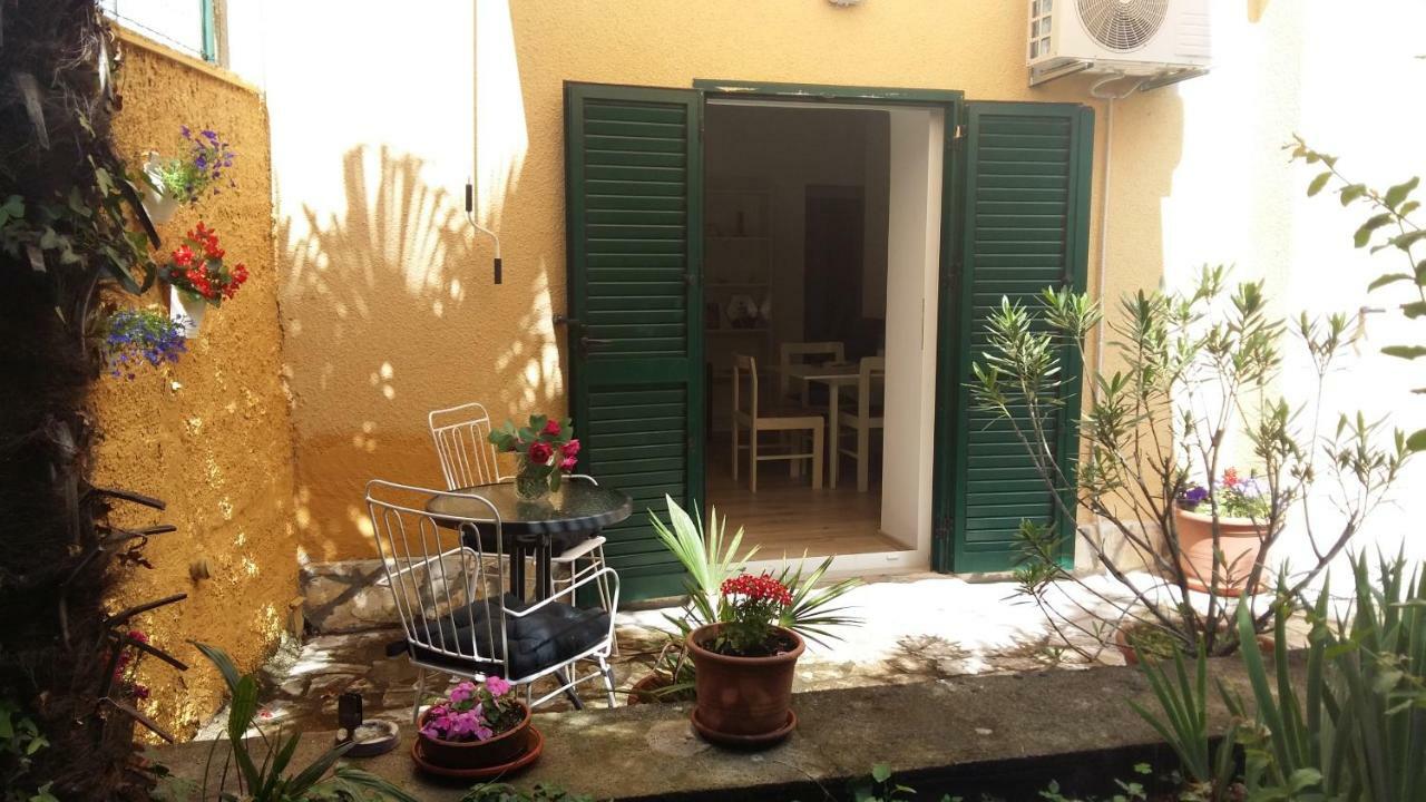 NAR Opatija center spacious 1 bedroom apt Exterior foto